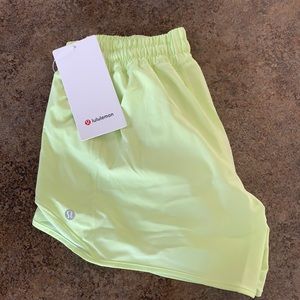 Lululemon Hotty Hot Shorts 4”